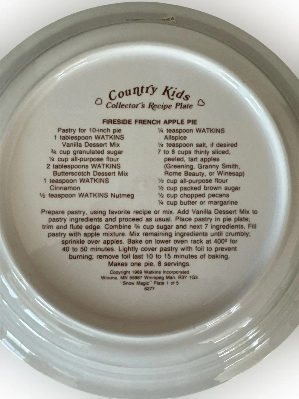 Vintage Watkins Holiday Illustrated Ceramic Pie Baking Dish Cream with Blue Trim